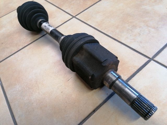 bontott OPEL INSIGNIA Bal Féltengely