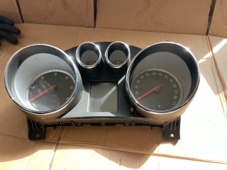 bontott OPEL INSIGNIA Kilométeróra