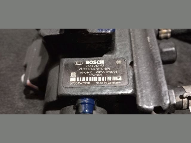 bontott OPEL INSIGNIA Adagoló