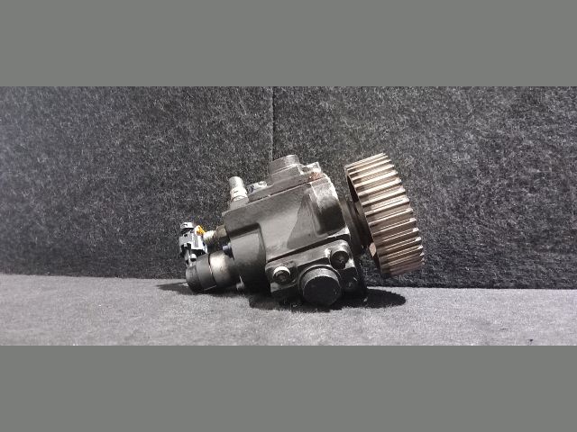 bontott OPEL INSIGNIA Adagoló