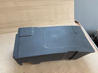 bontott OPEL INSIGNIA Akkumulátor Fedél