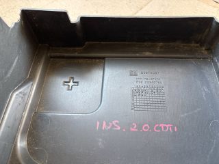 bontott OPEL INSIGNIA Akkumulátor Fedél