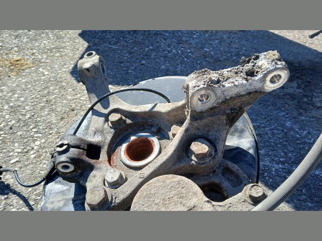 bontott OPEL INSIGNIA Bal első Csonkállvány Kerékaggyal