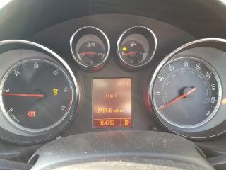 bontott OPEL INSIGNIA Bal első Féknyereg Munkahengerrel