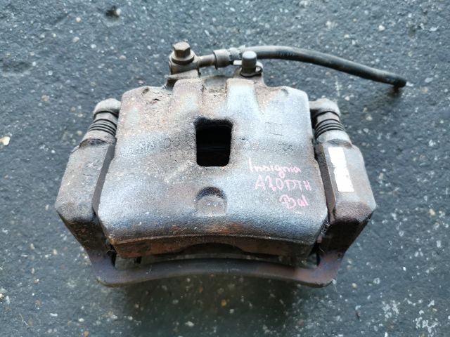 bontott OPEL INSIGNIA Bal első Féknyereg Munkahengerrel