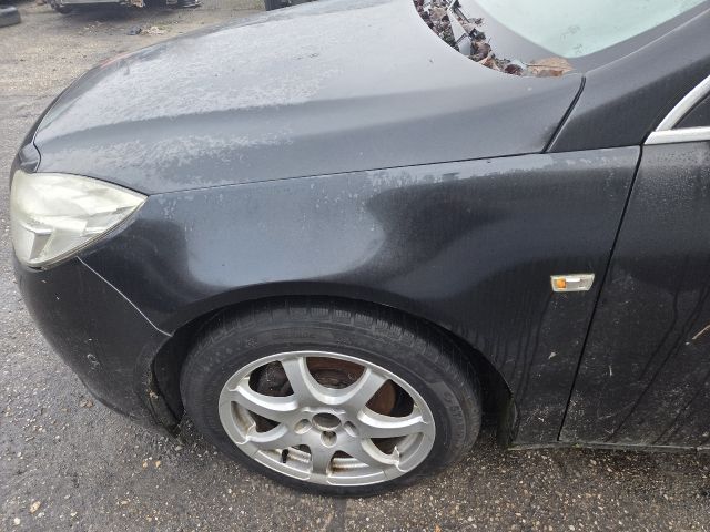 bontott OPEL INSIGNIA Bal első Féknyereg Munkahengerrel