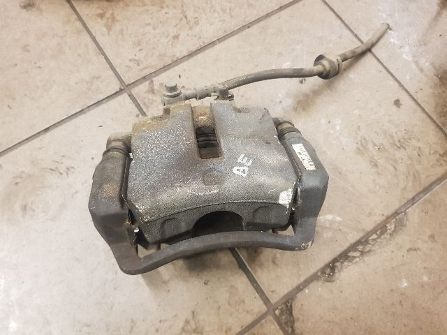 bontott OPEL INSIGNIA Bal első Féknyereg Munkahengerrel