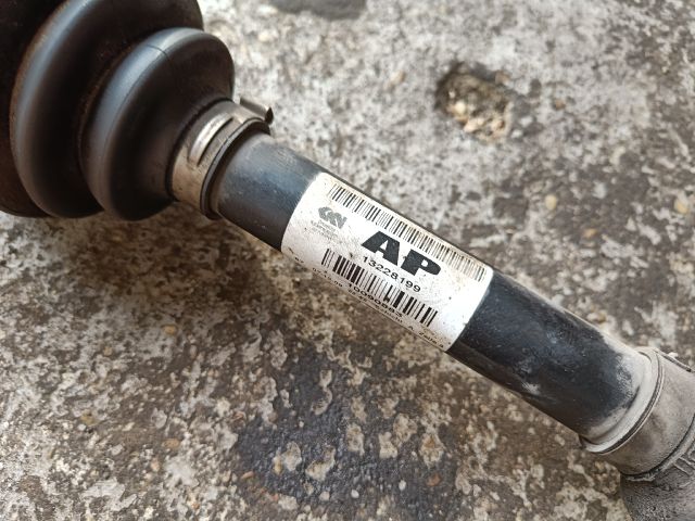 bontott OPEL INSIGNIA Bal Féltengely