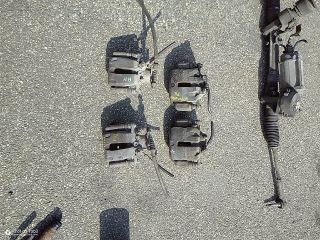 bontott OPEL INSIGNIA Bal hátsó Féknyereg Munkahengerrel