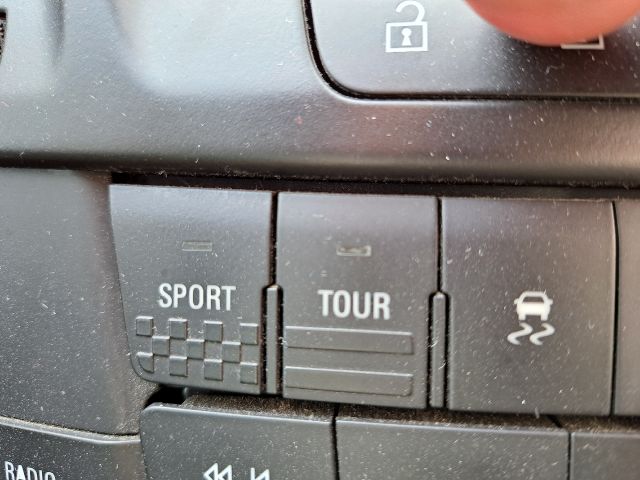 bontott OPEL INSIGNIA Bal hátsó Féknyereg Munkahengerrel