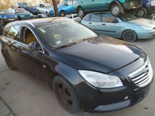 bontott OPEL INSIGNIA Biztosítéktábla Motortér