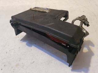 bontott OPEL INSIGNIA Biztosítéktábla Motortér