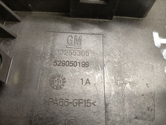 bontott OPEL INSIGNIA Biztosítéktábla Motortér