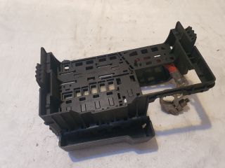 bontott OPEL INSIGNIA Biztosítéktábla Motortér