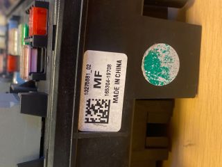 bontott OPEL INSIGNIA Biztosítéktábla Motortér