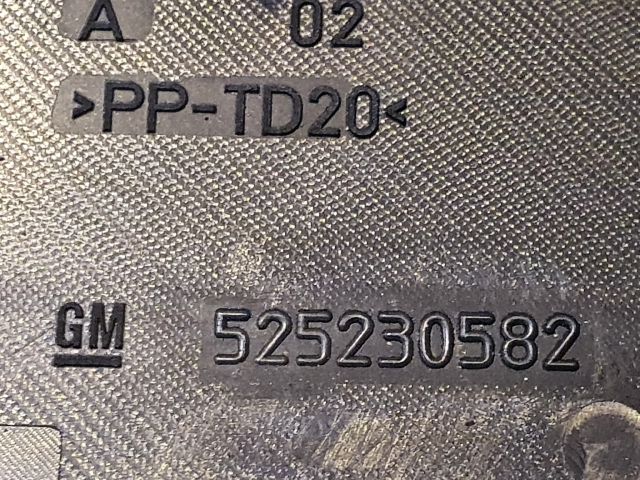 bontott OPEL INSIGNIA Biztosítéktábla Motortér