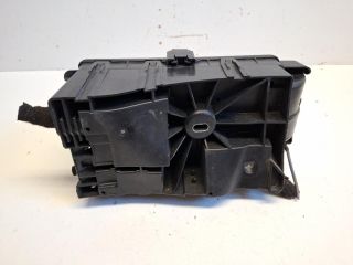 bontott OPEL INSIGNIA Biztosítéktábla Motortér