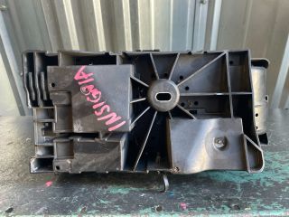 bontott OPEL INSIGNIA Biztosítéktábla Motortér