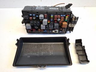 bontott OPEL INSIGNIA Biztosítéktábla Motortér