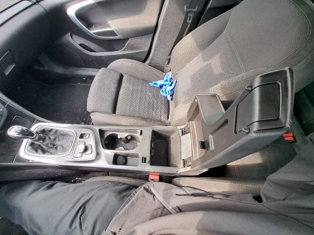 bontott OPEL INSIGNIA EGR / AGR Vákum Szelep