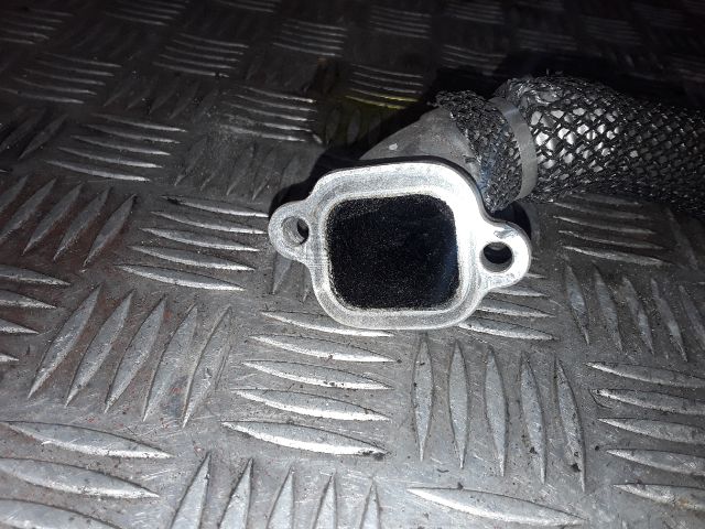 bontott OPEL INSIGNIA EGR Hűtő Cső