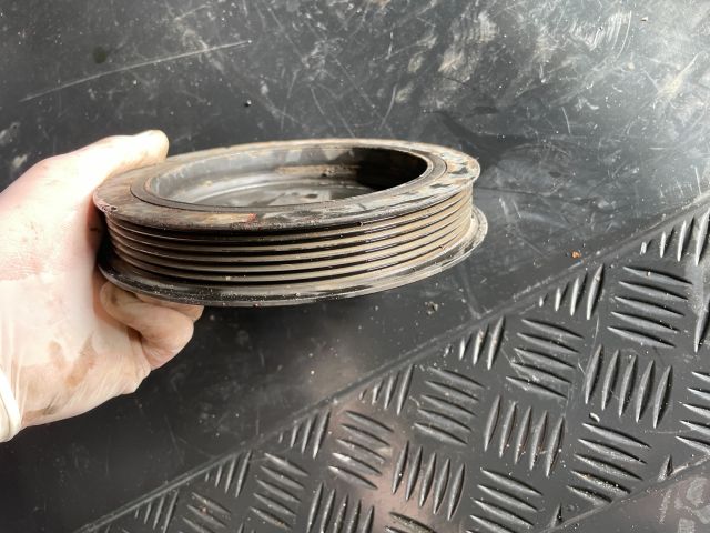 bontott OPEL INSIGNIA Főtengely Szíjtárcsa