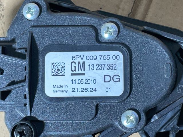 bontott OPEL INSIGNIA Gázpedál (Elektromos)