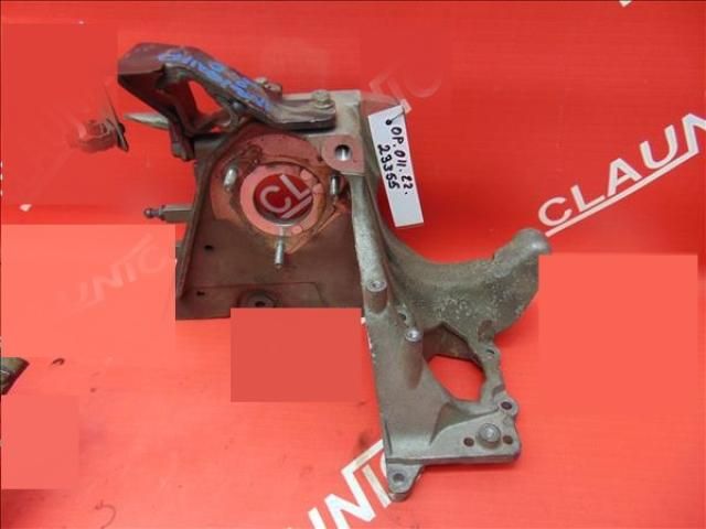 bontott OPEL INSIGNIA Generátor Tartó Bak