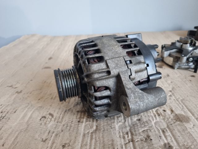 bontott OPEL INSIGNIA Generátor