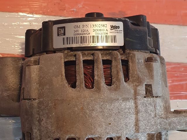 bontott OPEL INSIGNIA Generátor