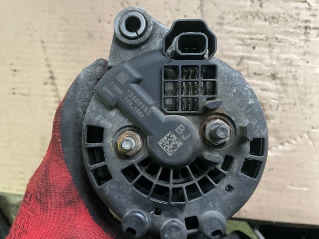 bontott OPEL INSIGNIA Generátor