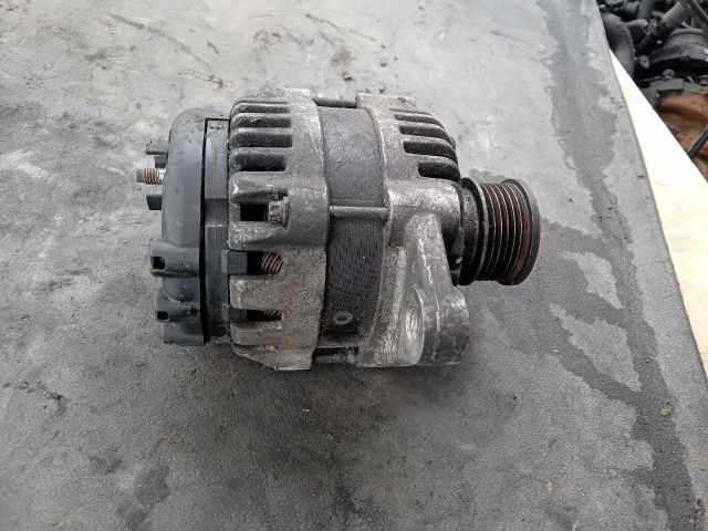 bontott OPEL INSIGNIA Generátor