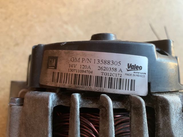 bontott OPEL INSIGNIA Generátor