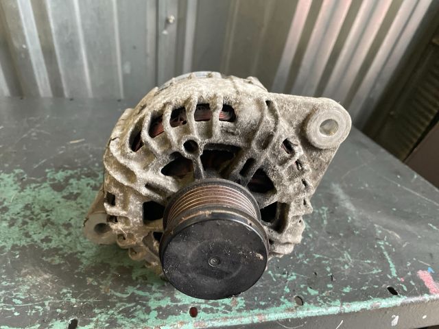 bontott OPEL INSIGNIA Generátor