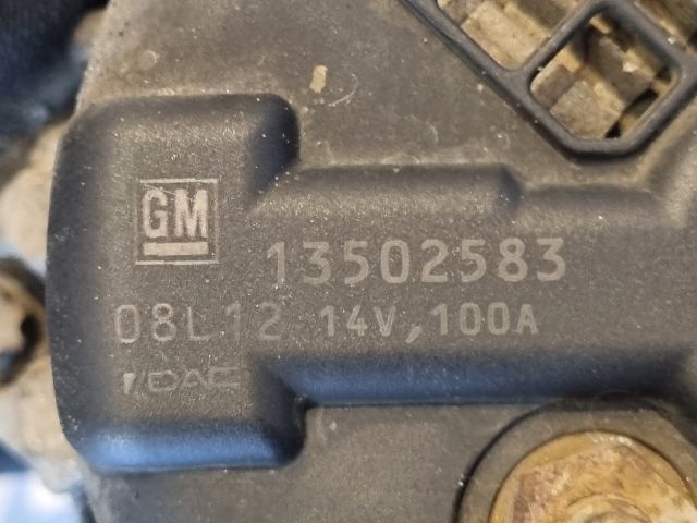 bontott OPEL INSIGNIA Generátor