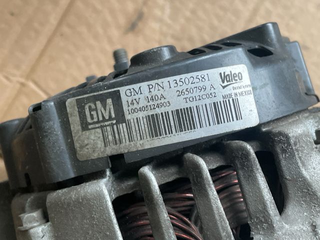 bontott OPEL INSIGNIA Generátor