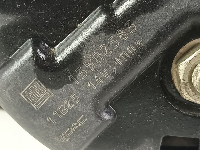 bontott OPEL INSIGNIA Generátor