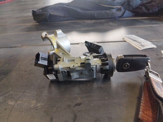 bontott OPEL INSIGNIA Gyújtáskapcsoló Házzal