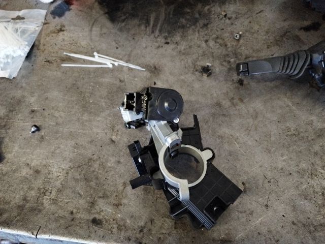 bontott OPEL INSIGNIA Gyújtáskapcsoló Házzal