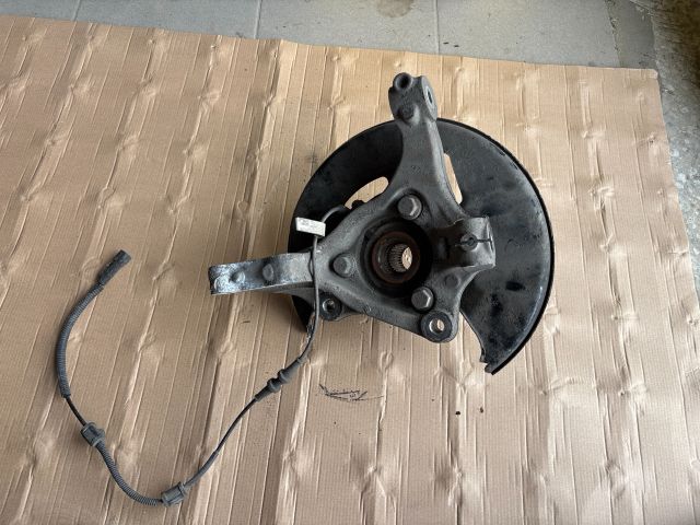 bontott OPEL INSIGNIA Jobb első Csonkállvány Kerékaggyal