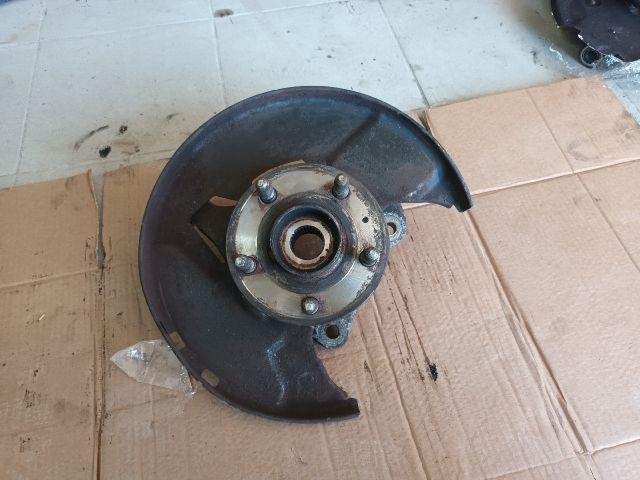 bontott OPEL INSIGNIA Jobb első Csonkállvány Kerékaggyal