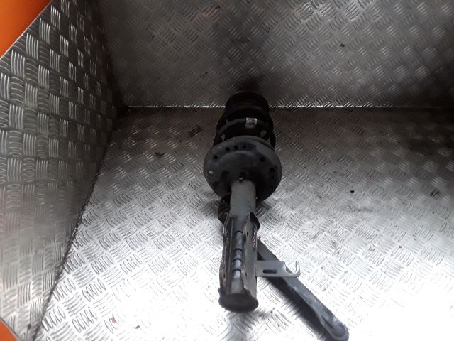 bontott OPEL INSIGNIA Jobb első Gólyaláb (Lengécsillapító, Rugó)