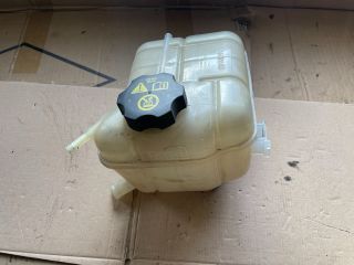 bontott OPEL INSIGNIA Kiegyenlítő Tartály