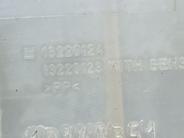 bontott OPEL INSIGNIA Kiegyenlítő Tartály