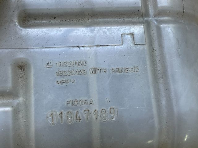 bontott OPEL INSIGNIA Kiegyenlítő Tartály