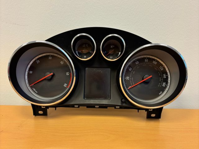 bontott OPEL INSIGNIA Kilométeróra