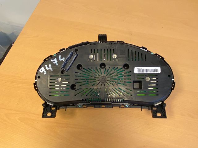 bontott OPEL INSIGNIA Kilométeróra