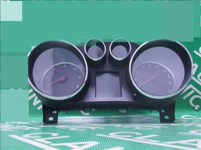 bontott OPEL INSIGNIA Kilométeróra