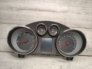 bontott OPEL INSIGNIA Kilométeróra