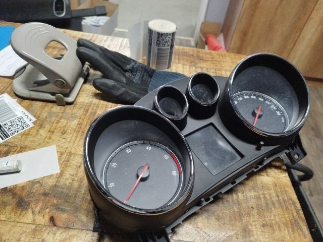 bontott OPEL INSIGNIA Kilométeróra